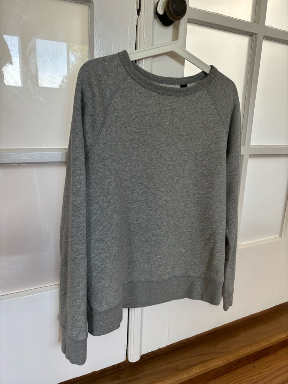 Women’s Dockers classic grey sweather